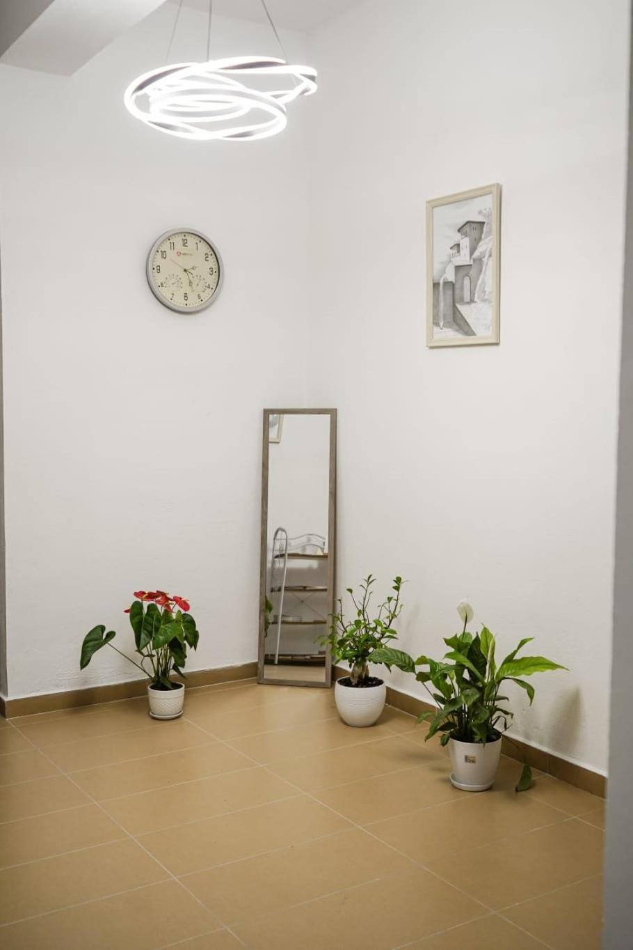 View City Apartments จีโรคาสเตอร์ ภายนอก รูปภาพ
